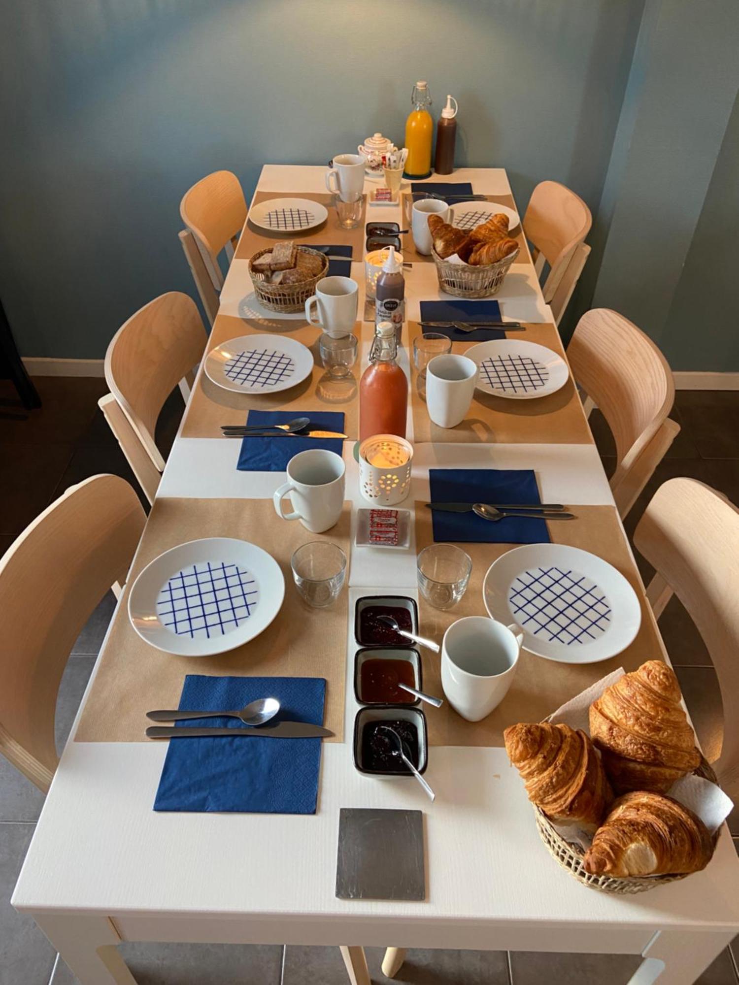 Bed and Breakfast L'Atelier De Mezareun Ushant Exterior foto